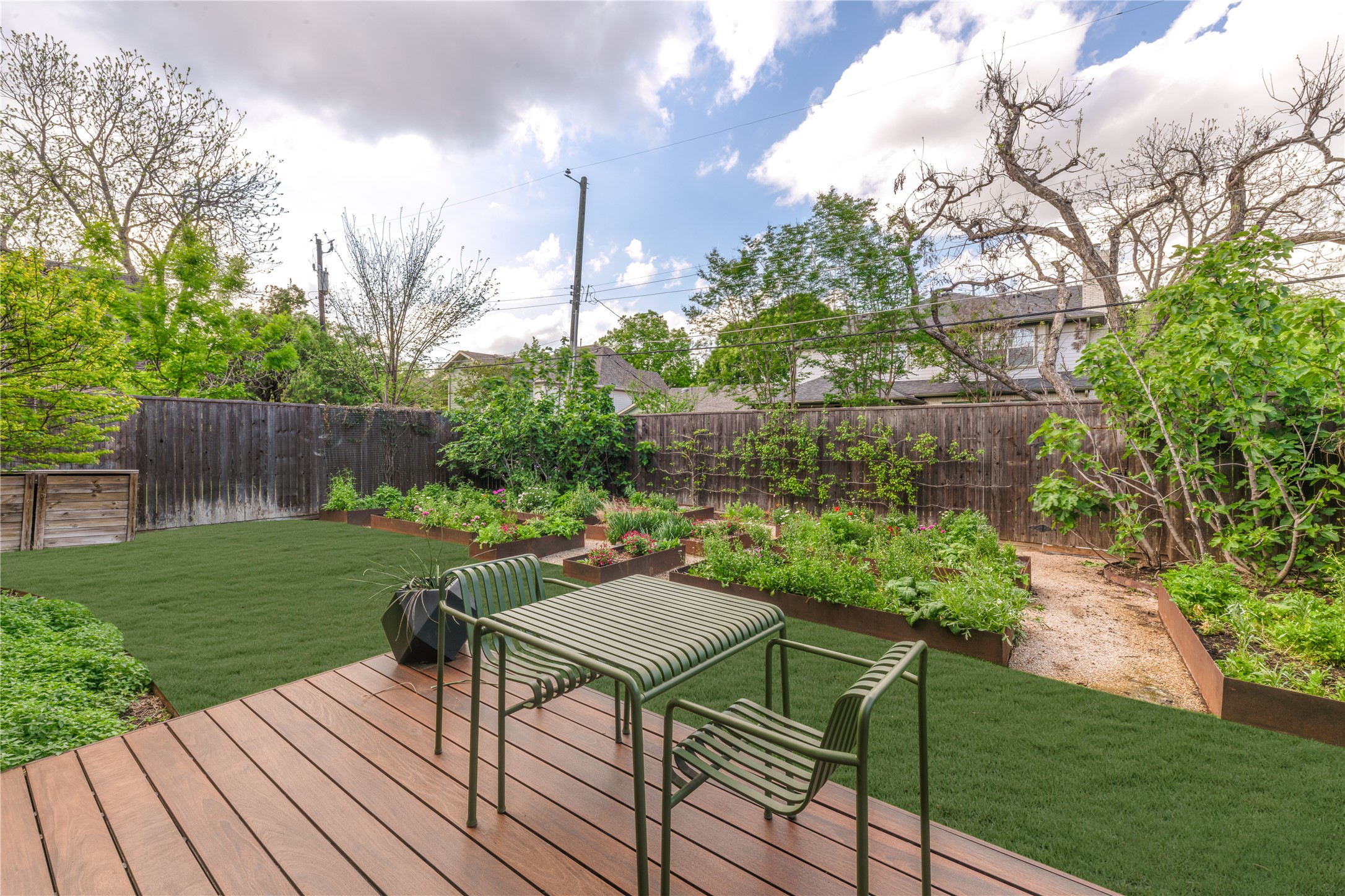 6033 Martel Avenue Dallas TX 75206