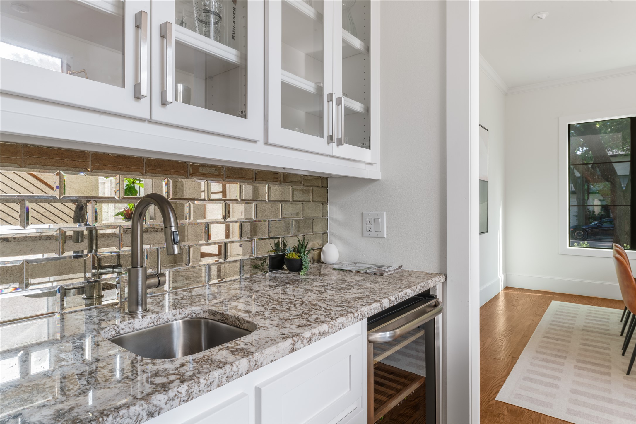 6033 Martel Avenue Dallas TX 75206