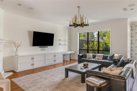 6033 Martel Avenue Dallas TX 75206