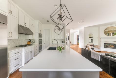 6033 Martel Avenue Dallas TX 75206