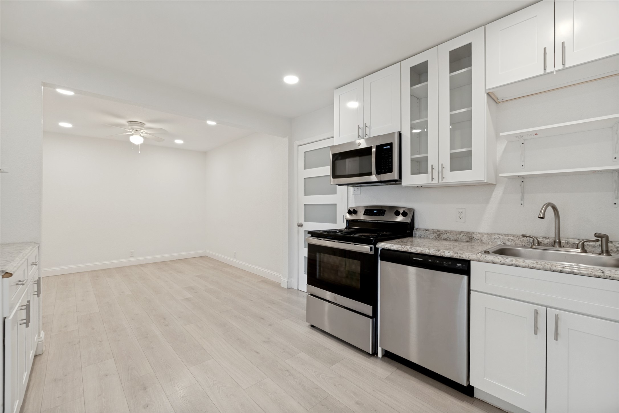 2711 San Diego Drive Dallas TX 75228