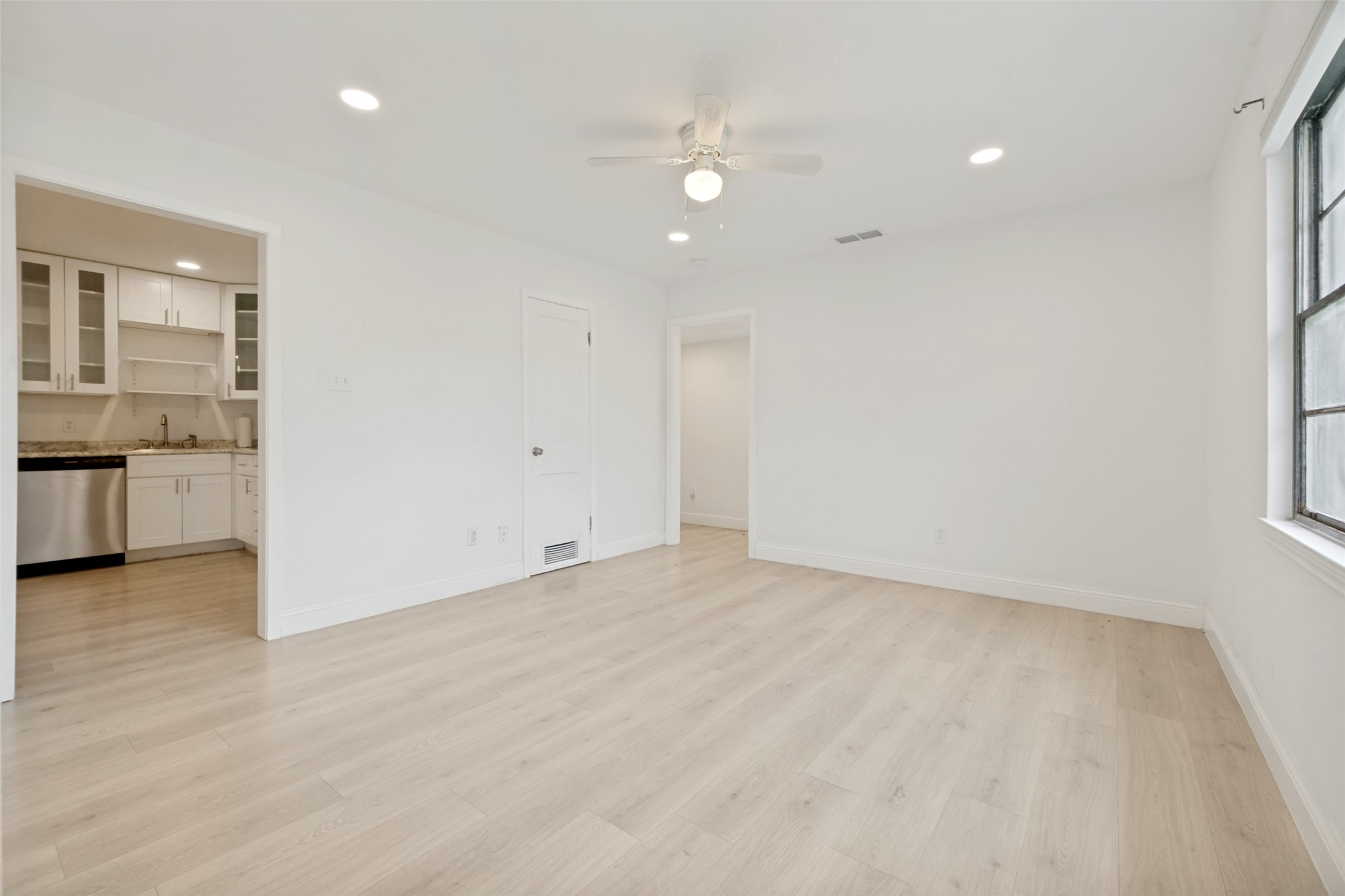 2711 San Diego Drive Dallas TX 75228