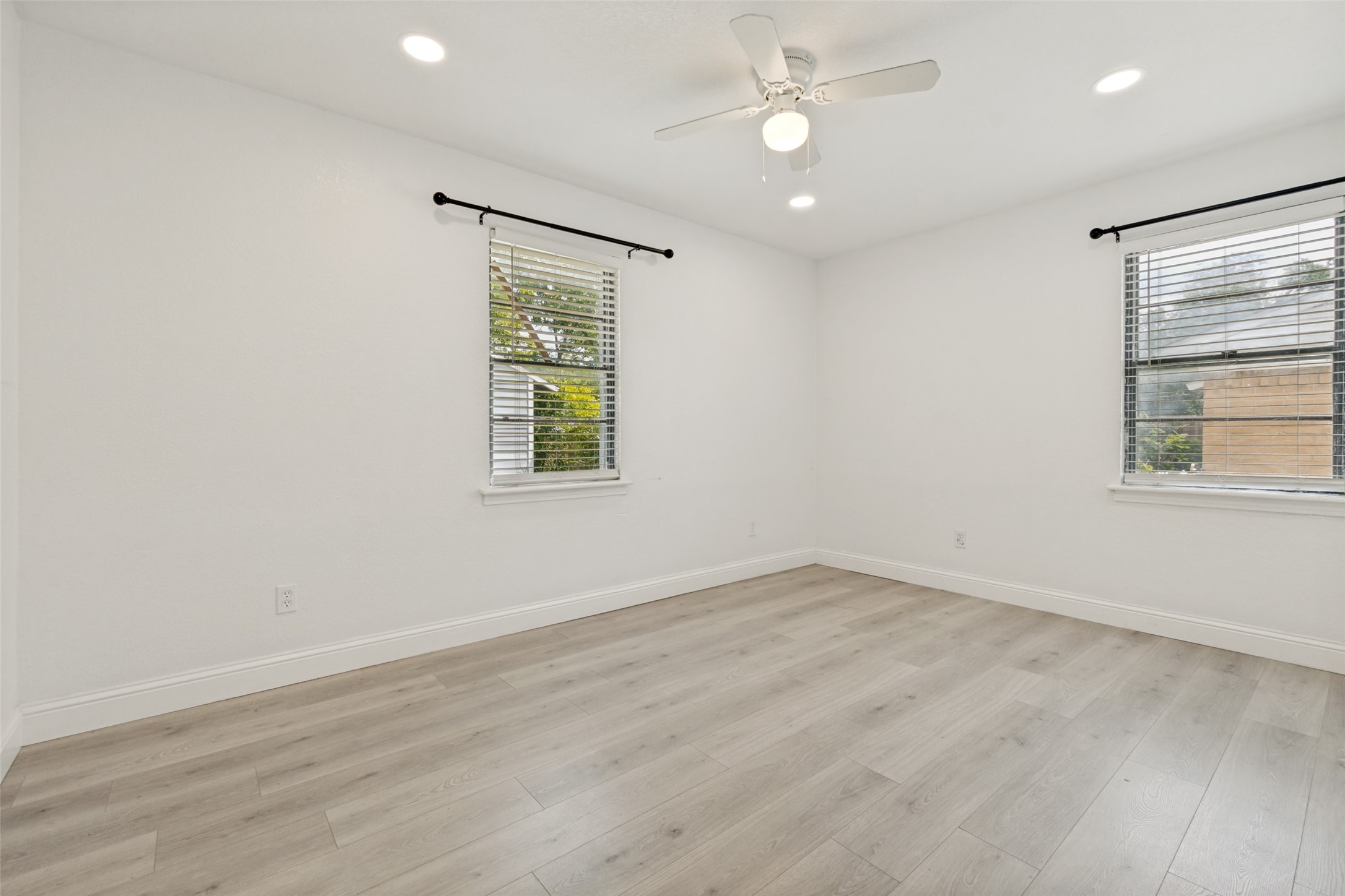 2711 San Diego Drive Dallas TX 75228