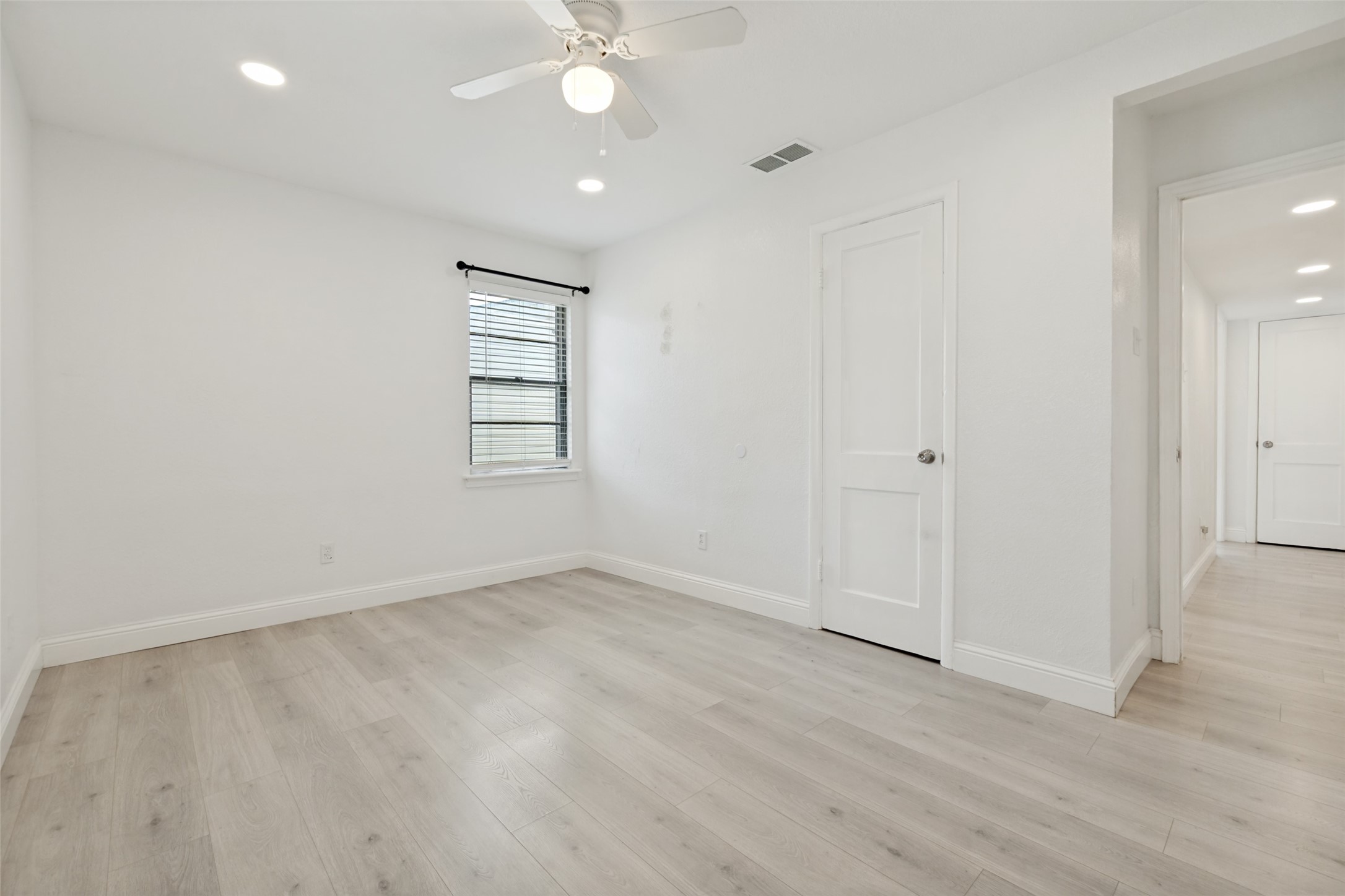 2711 San Diego Drive Dallas TX 75228