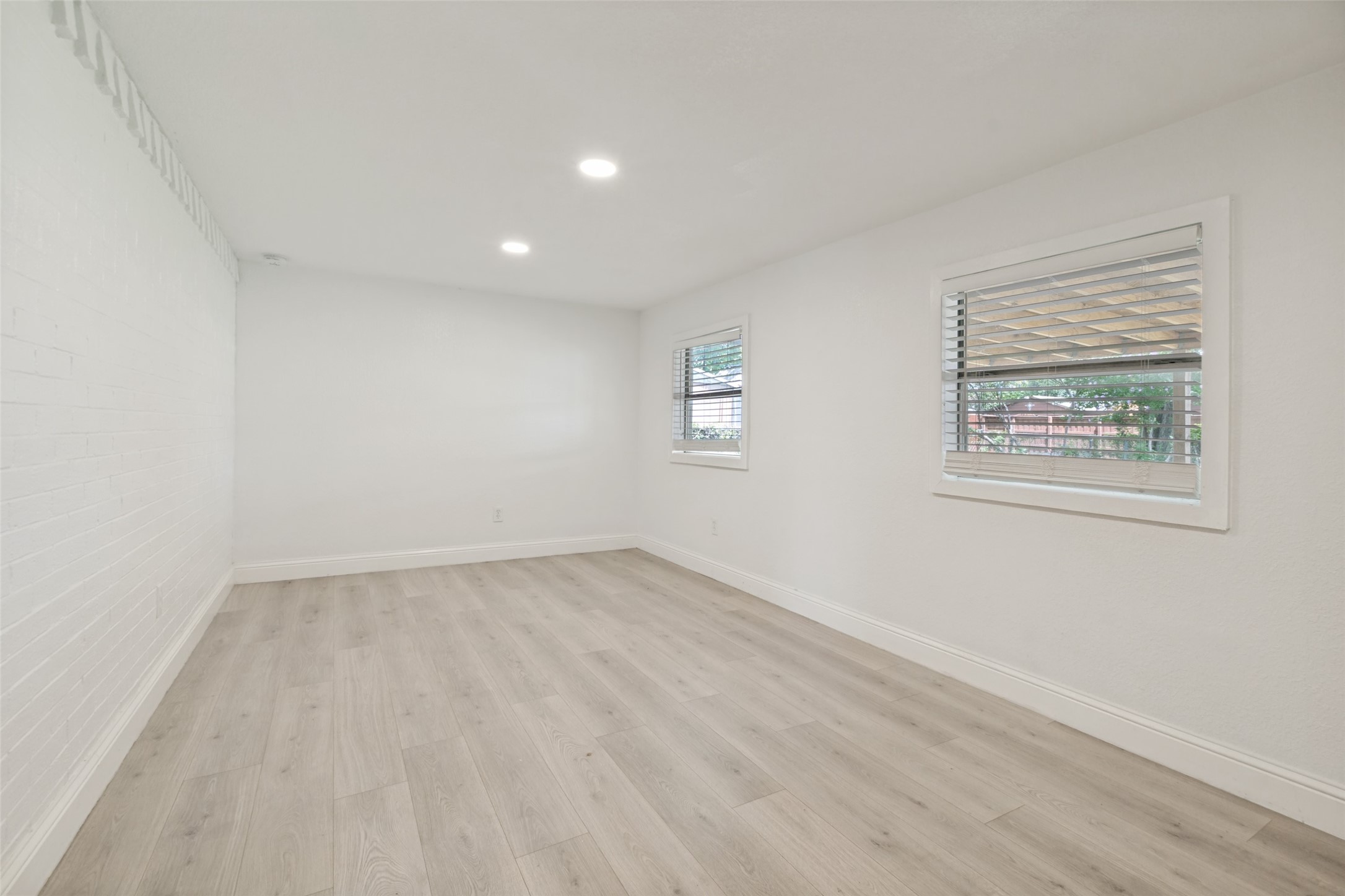 2711 San Diego Drive Dallas TX 75228