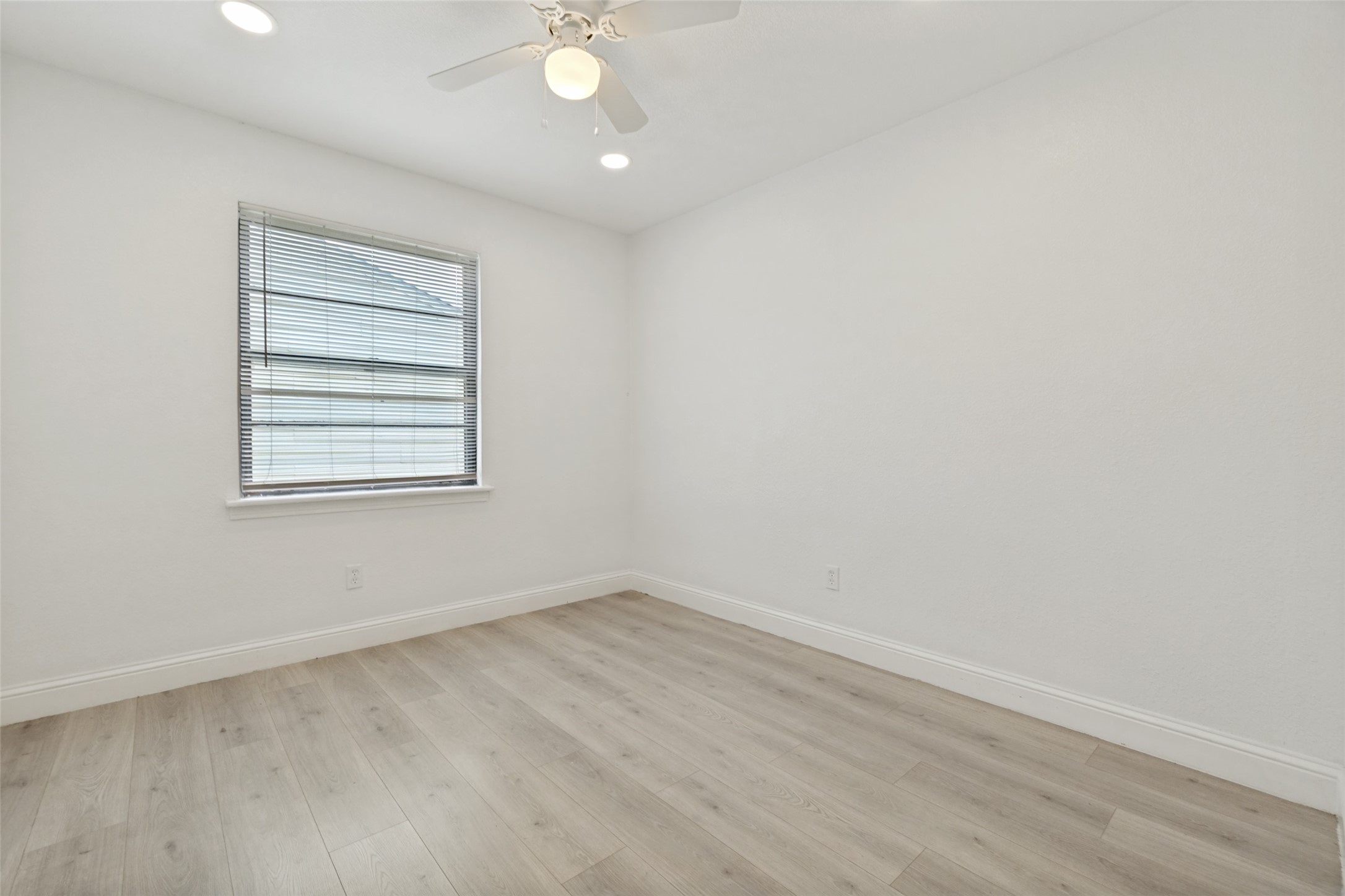 2711 San Diego Drive Dallas TX 75228