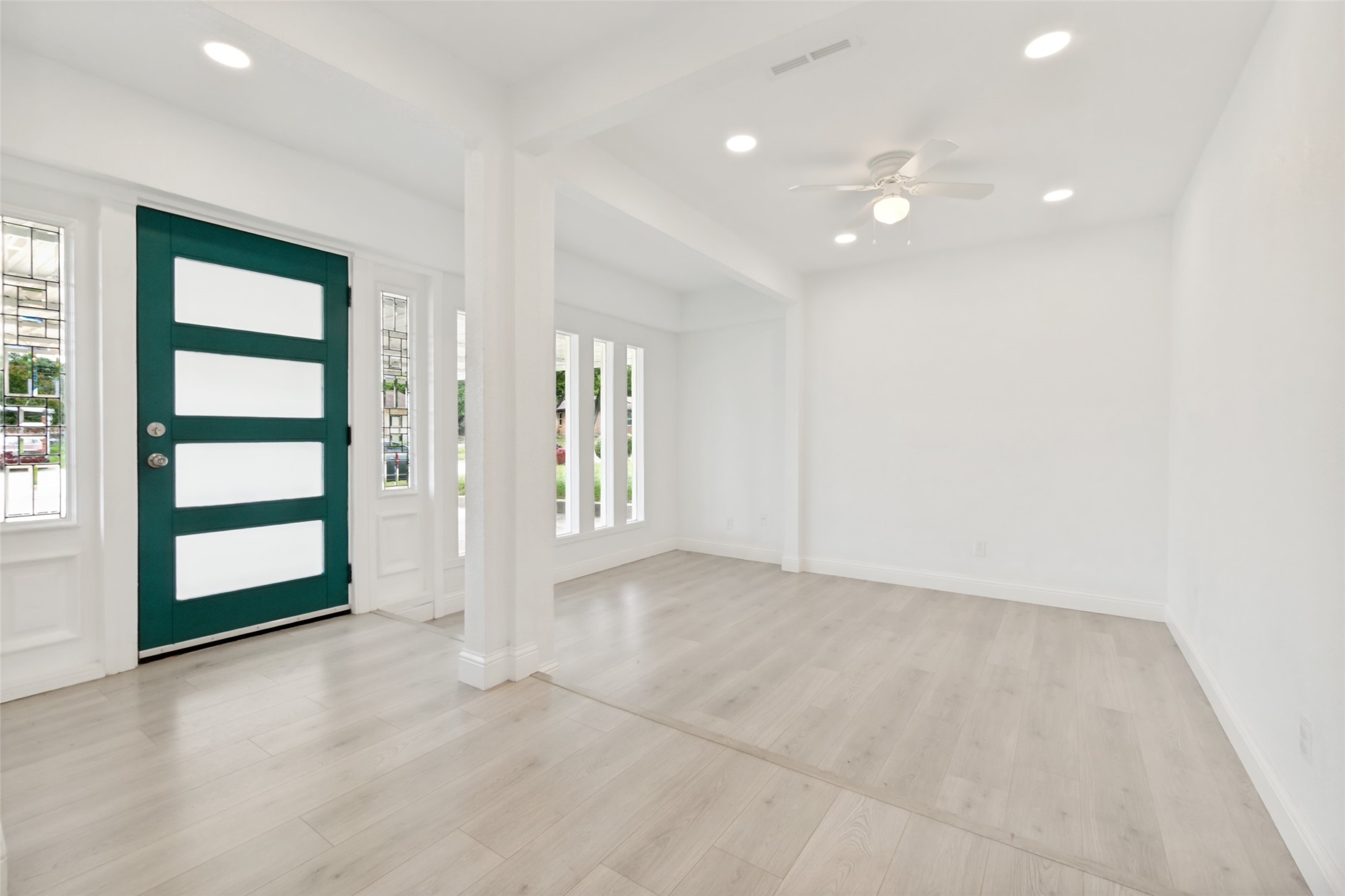 2711 San Diego Drive Dallas TX 75228