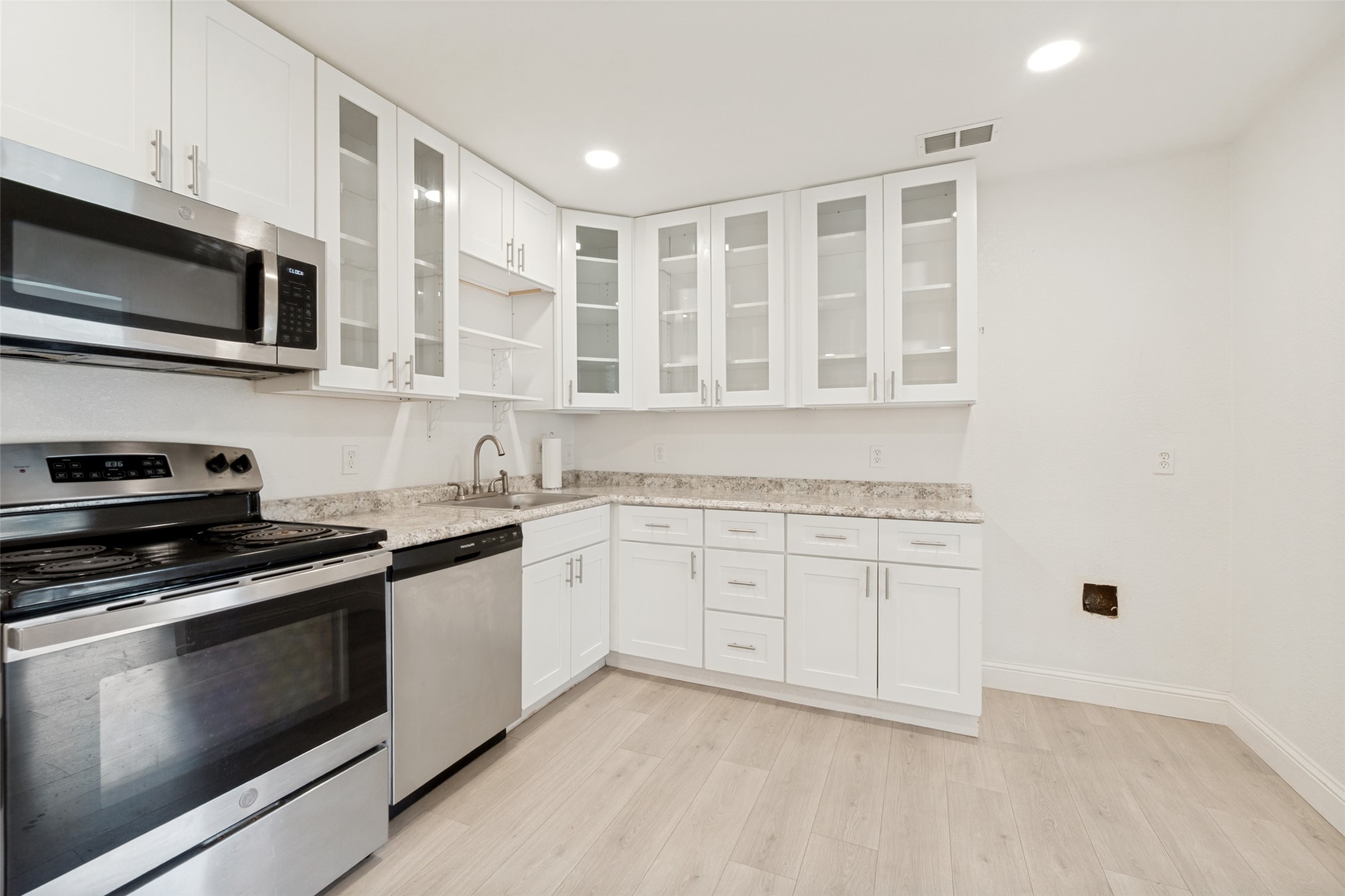 2711 San Diego Drive Dallas TX 75228