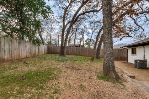 1409 Oxford Street Arlington TX 76013