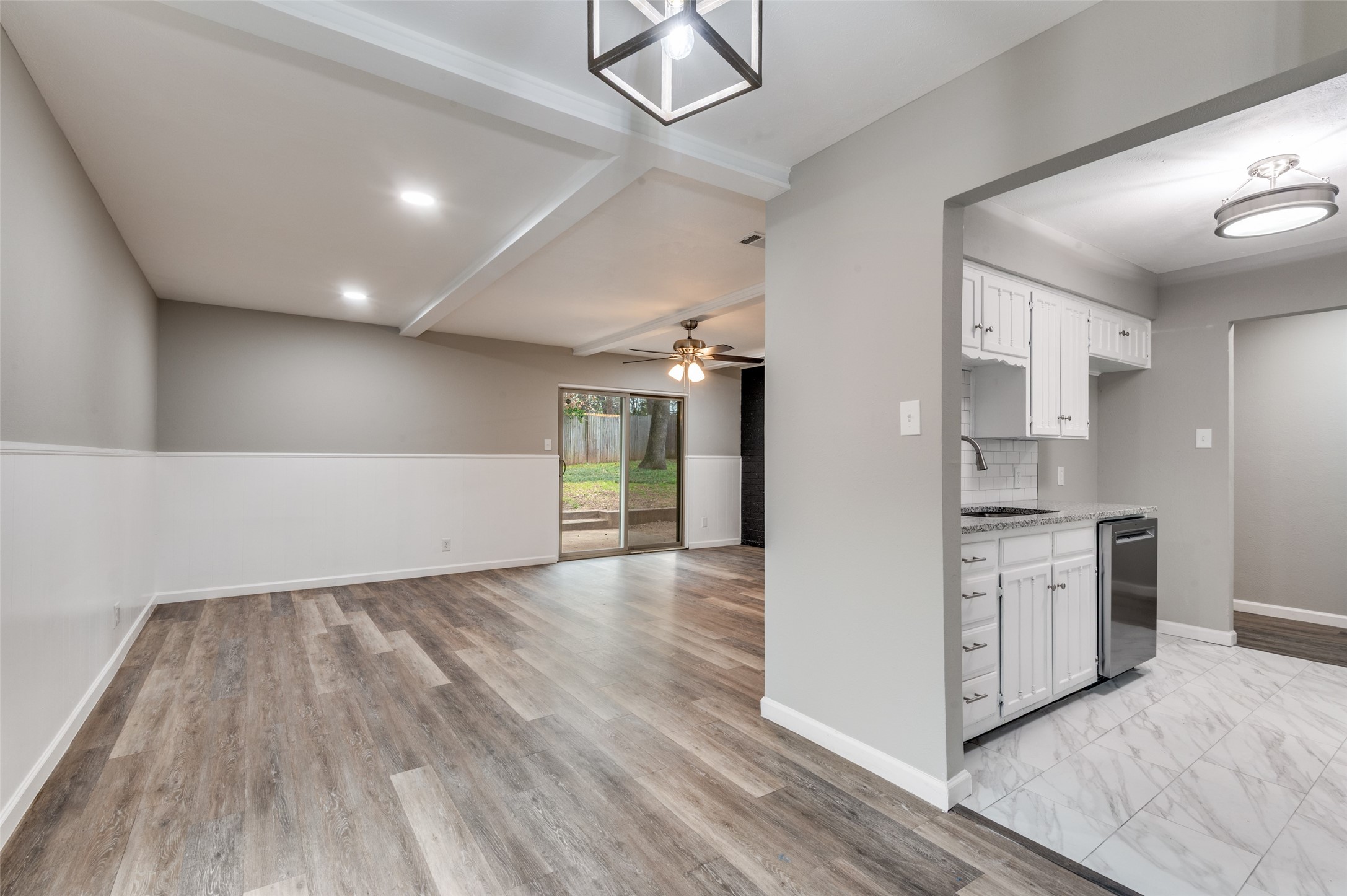 1409 Oxford Street Arlington TX 76013