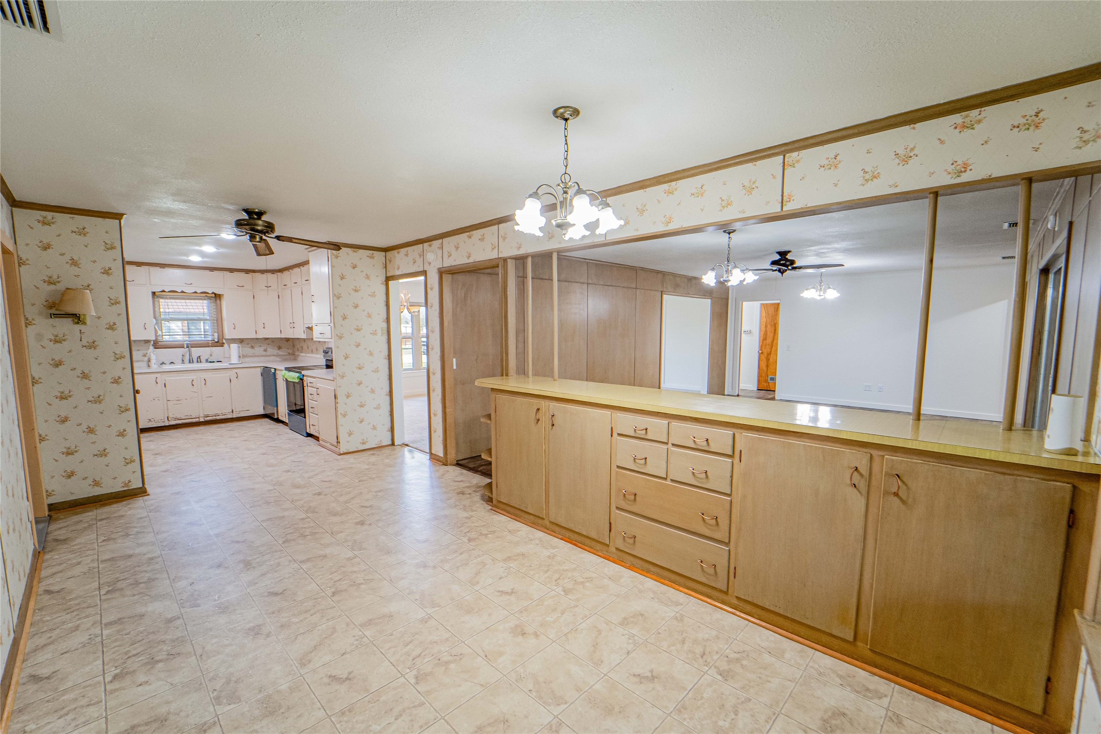 1405 W Wheeler Street Breckenridge TX 76424