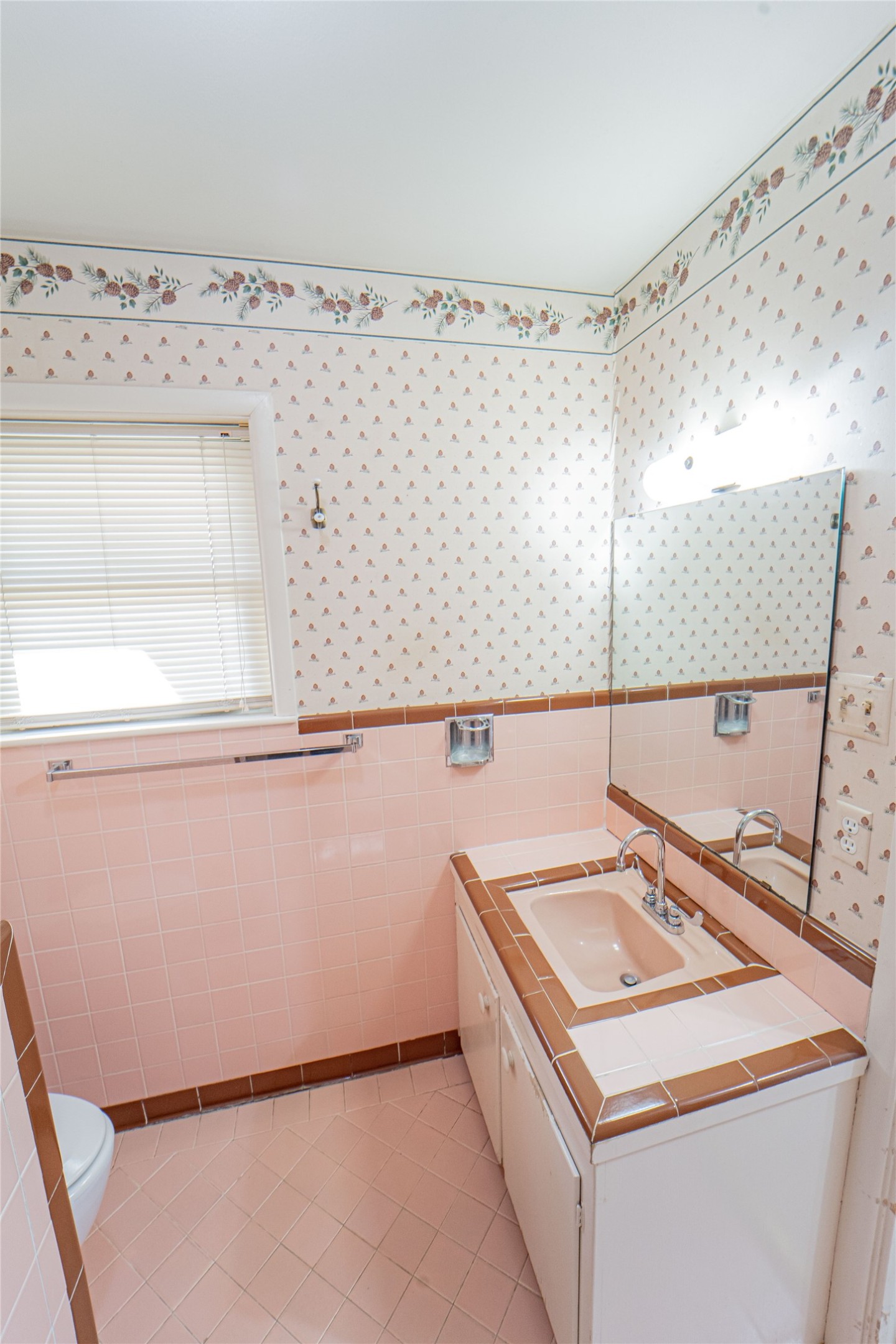 1405 W Wheeler Street Breckenridge TX 76424