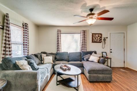 211 Clinton Drive Weatherford TX 76086