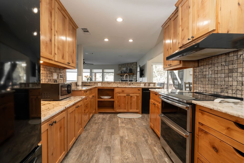 1221 Sleepy Water Court Granbury TX 76048