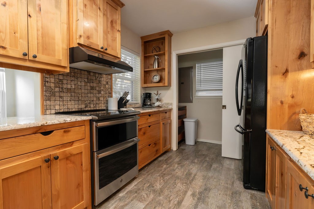 1221 Sleepy Water Court Granbury TX 76048