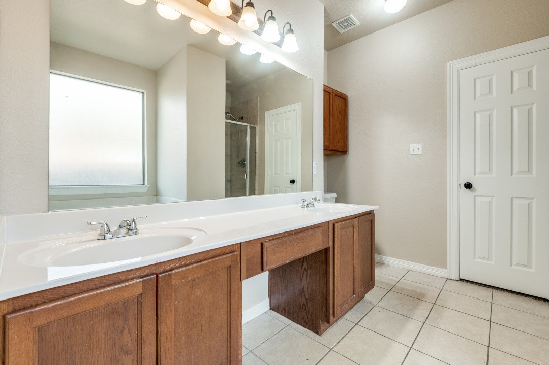 7729 Oak Garden Trail Dallas TX 75232