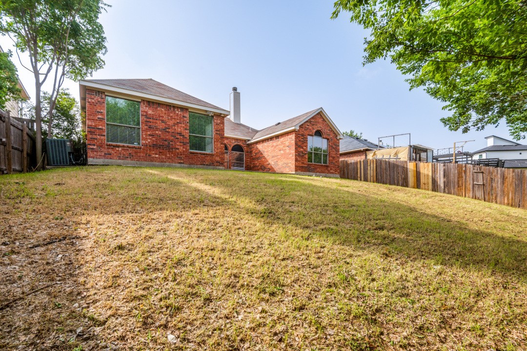 7729 Oak Garden Trail Dallas TX 75232