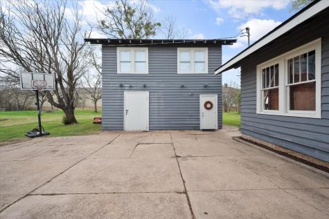 309 S Avenue B Wortham TX 76693