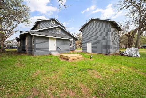 309 S Avenue B Wortham TX 76693