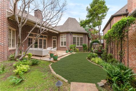 6907 Preston Glen Drive Dallas TX 75230