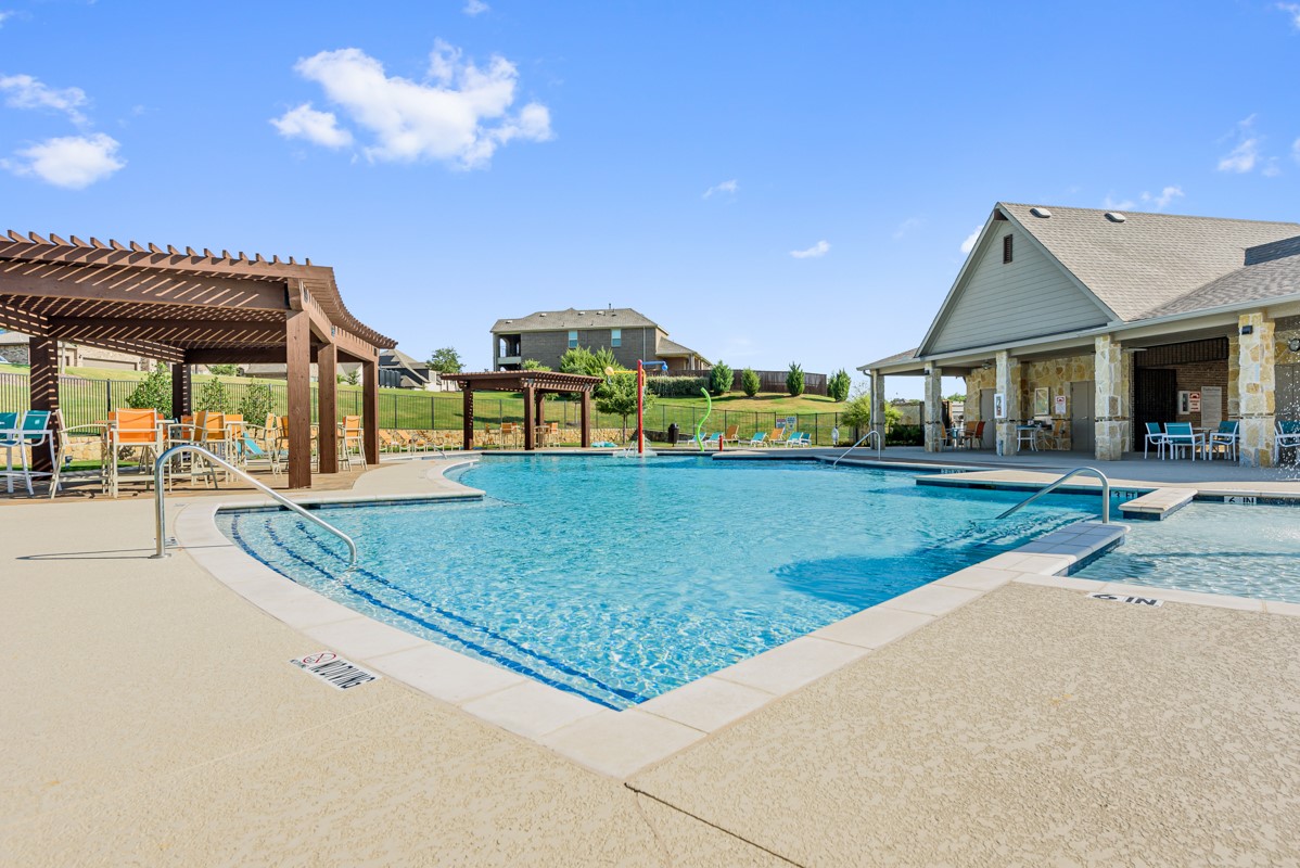 1014 Butterfly Lane Justin TX 76247