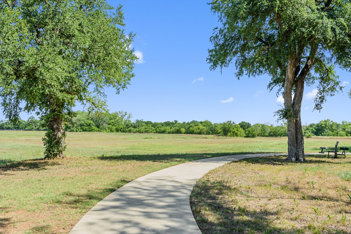1014 Butterfly Lane Justin TX 76247