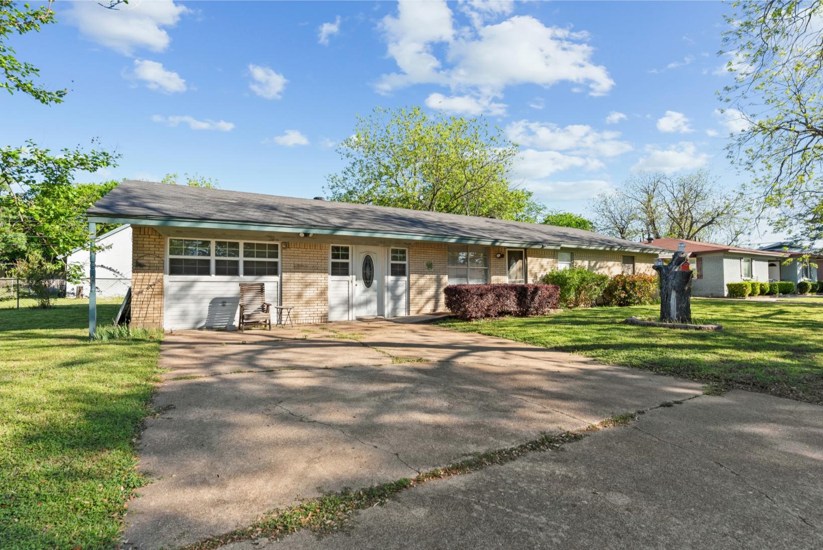 1306 Phillips Street Cleburne TX 76033