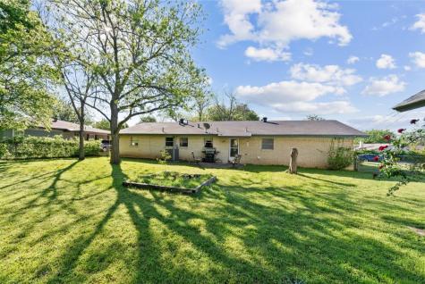 1306 Phillips Street Cleburne TX 76033