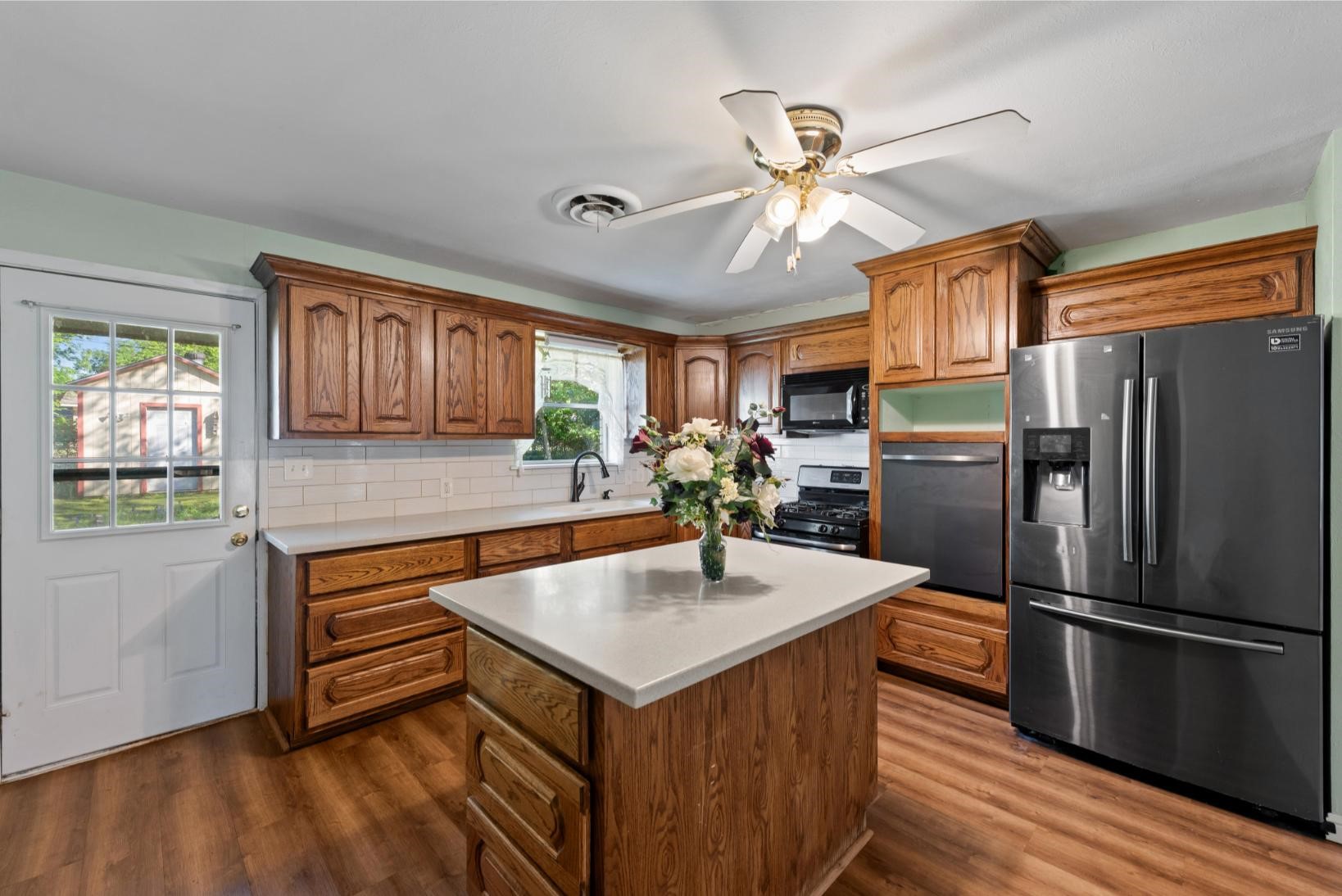 1306 Phillips Street Cleburne TX 76033