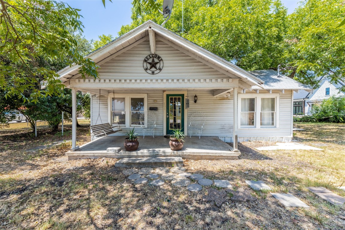 506 S Rike Street Farmersville TX 75442