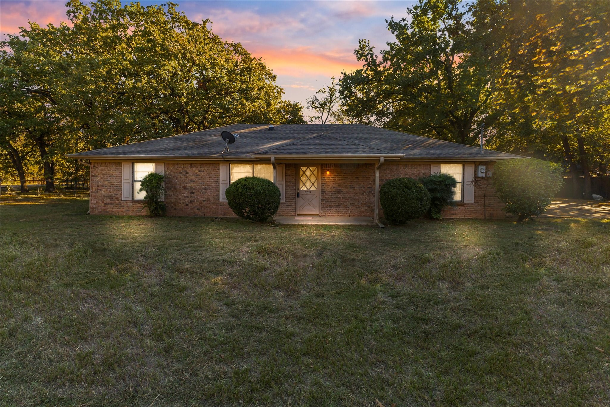 10714 Grove Oaks Boulevard Dallas TX 75217