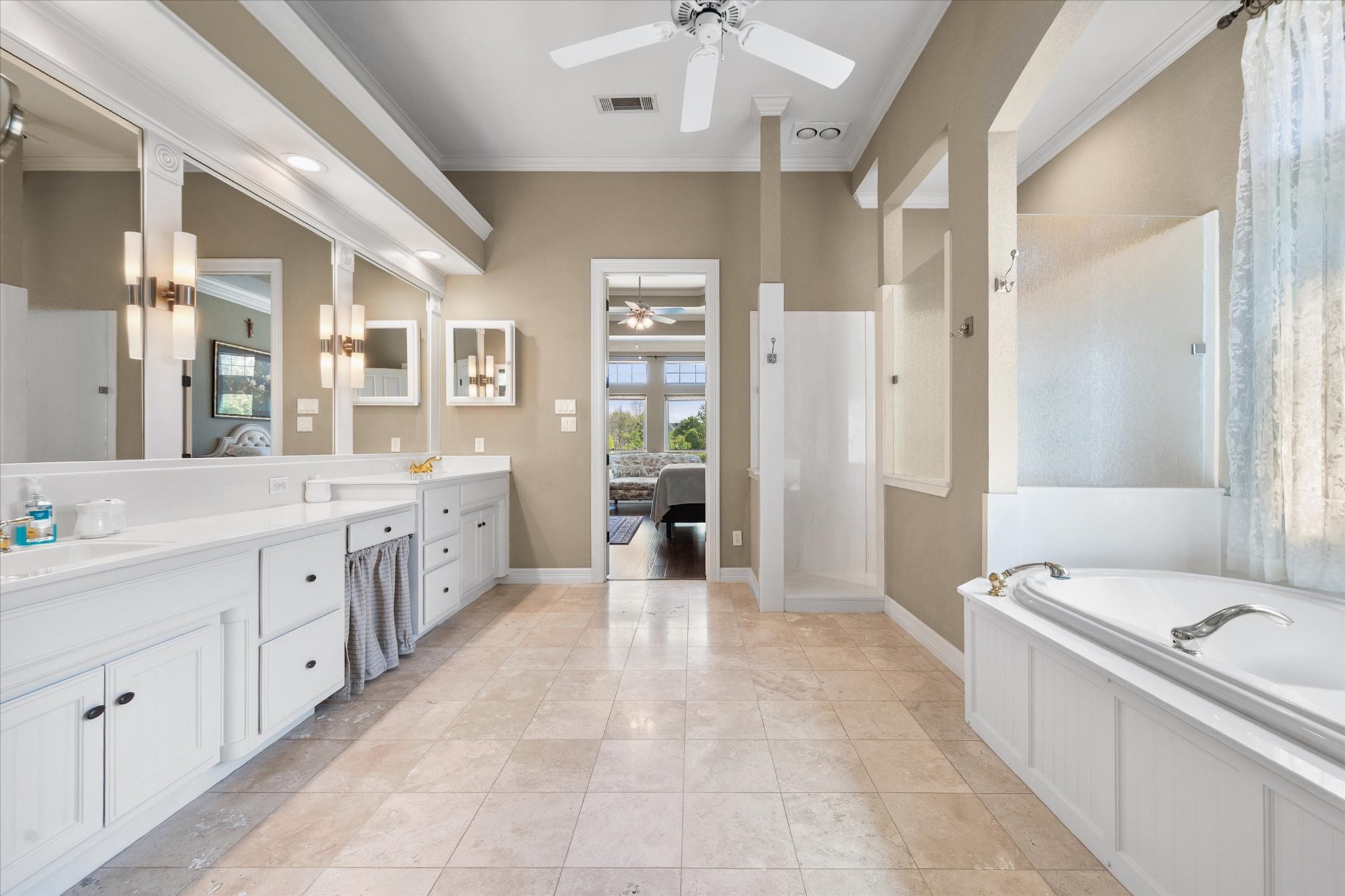 916 Amanda Drive Mansfield TX 76063