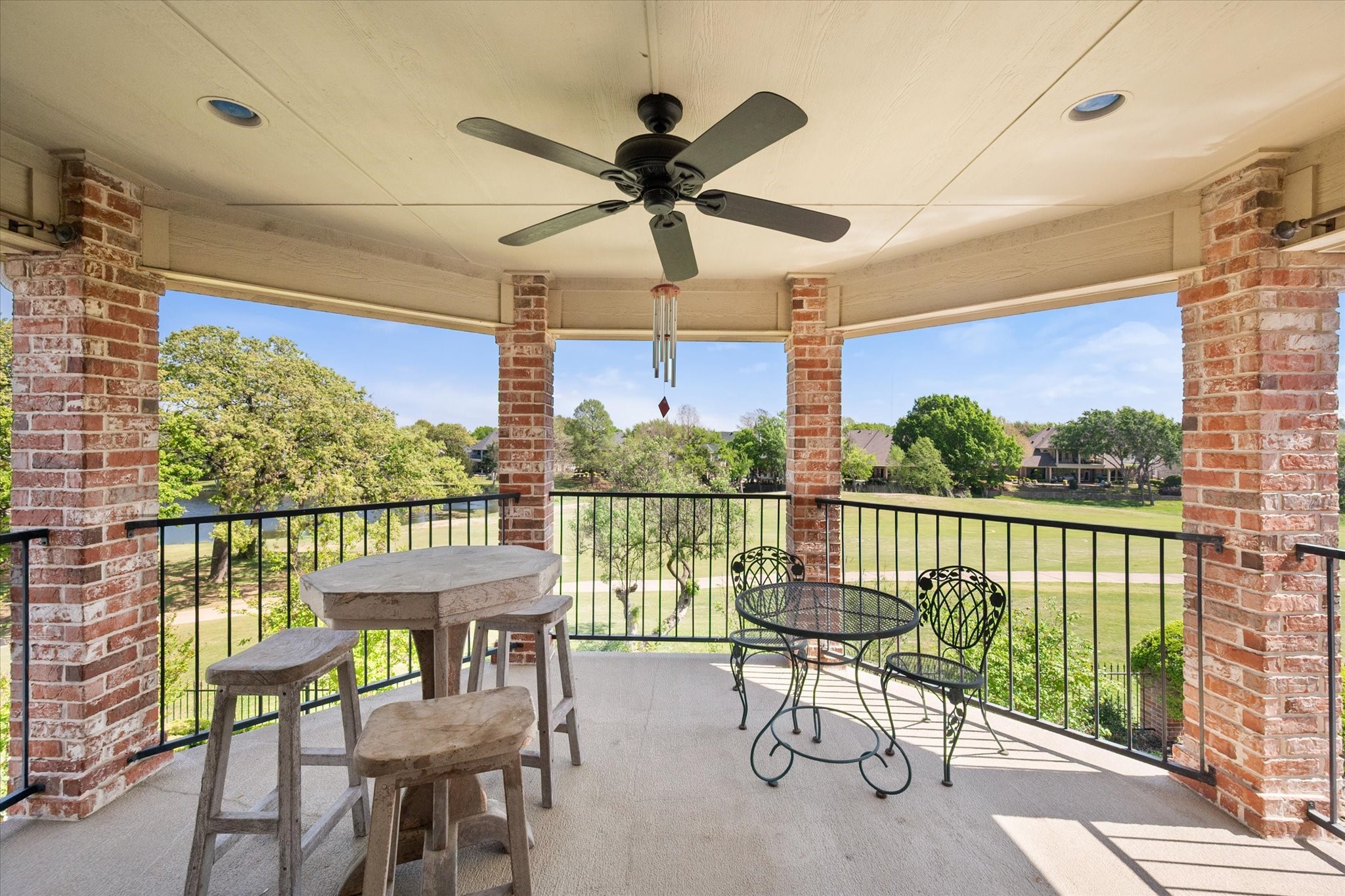 916 Amanda Drive Mansfield TX 76063
