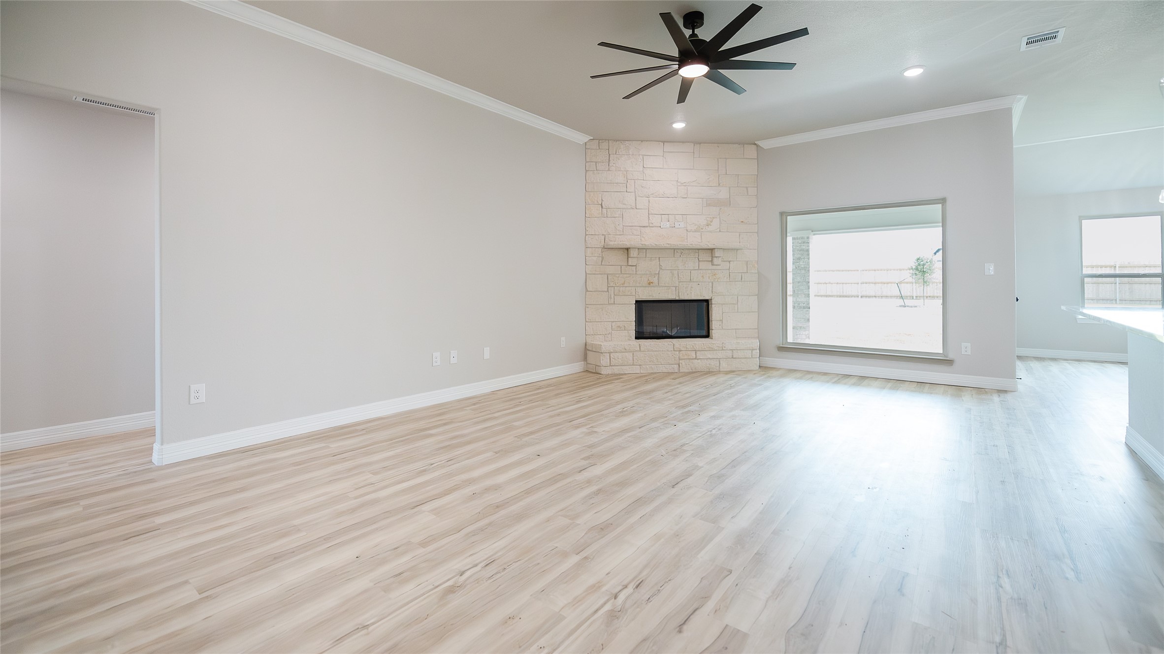 1404 Tahonta Drive Hewitt TX 76643