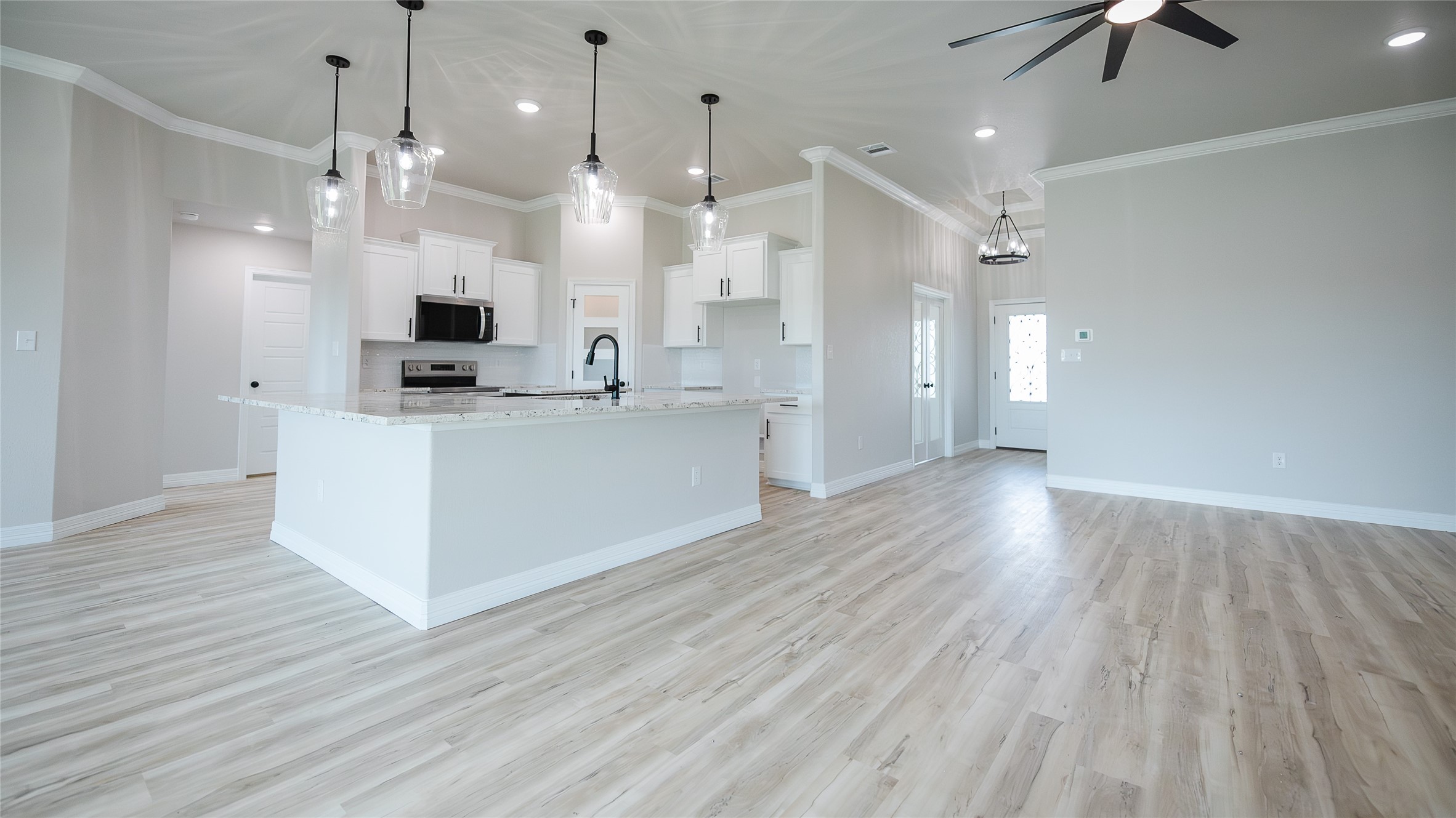 1404 Tahonta Drive Hewitt TX 76643
