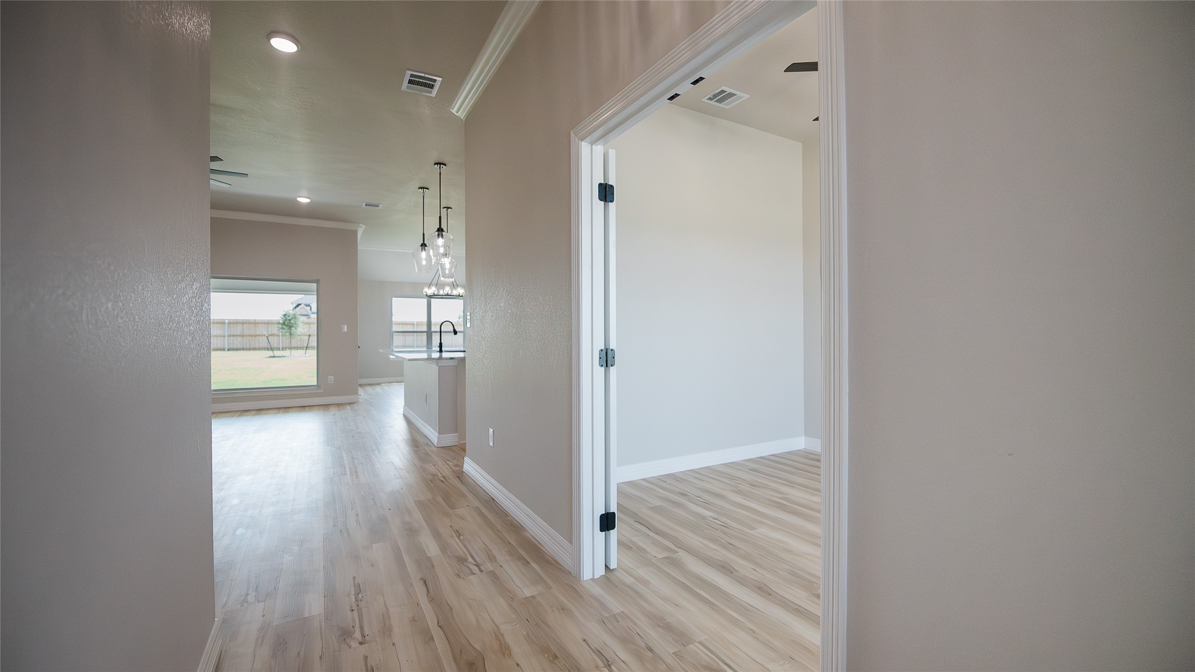 1404 Tahonta Drive Hewitt TX 76643