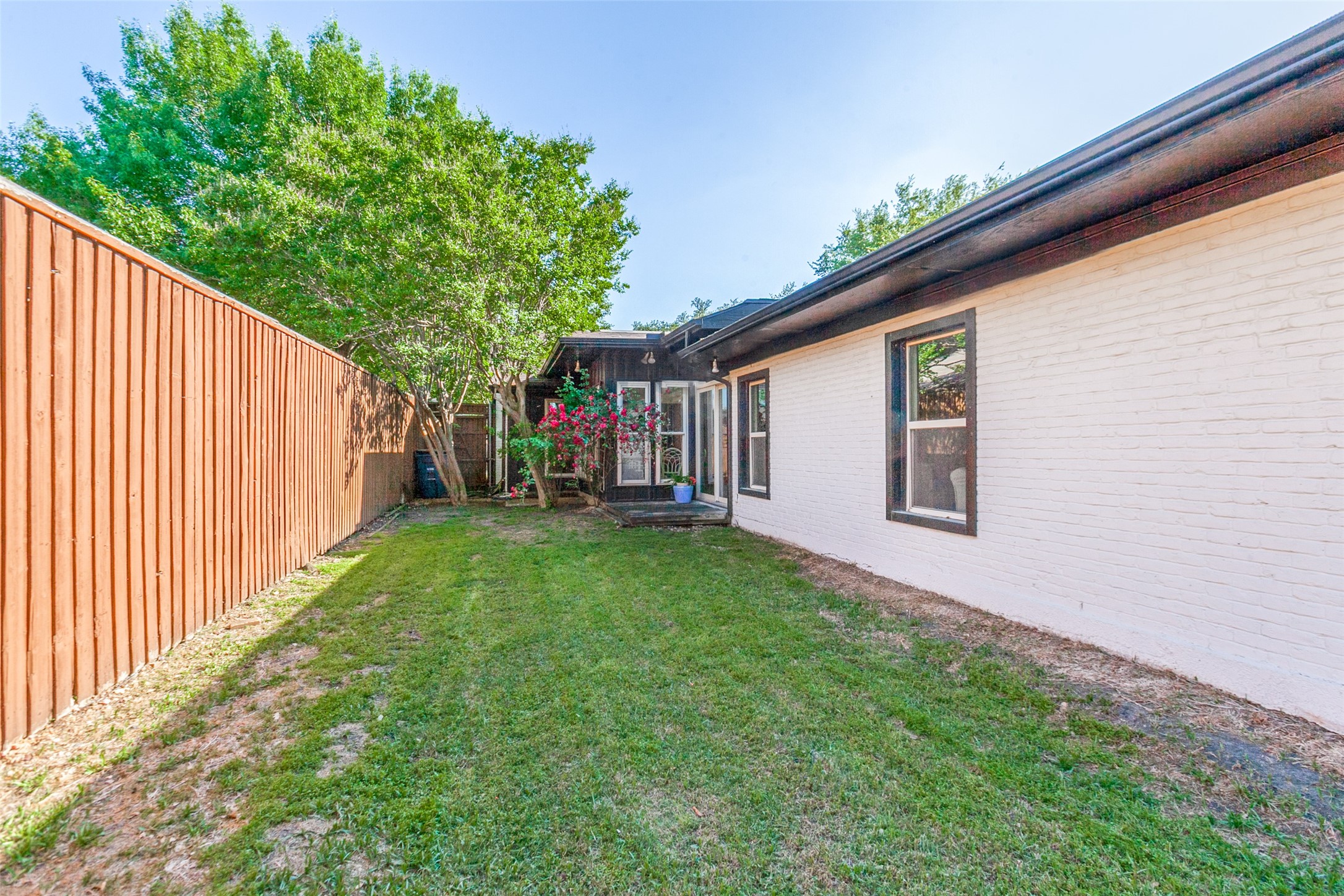 7403 Authon Drive Dallas TX 75248