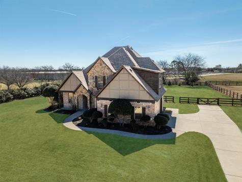2705 Kerry Court Denton TX 76226
