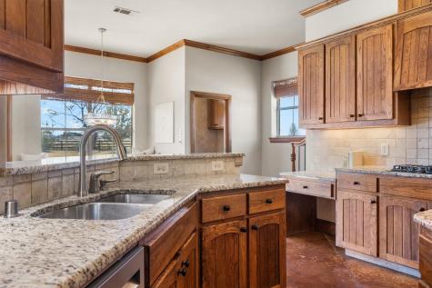 2705 Kerry Court Denton TX 76226