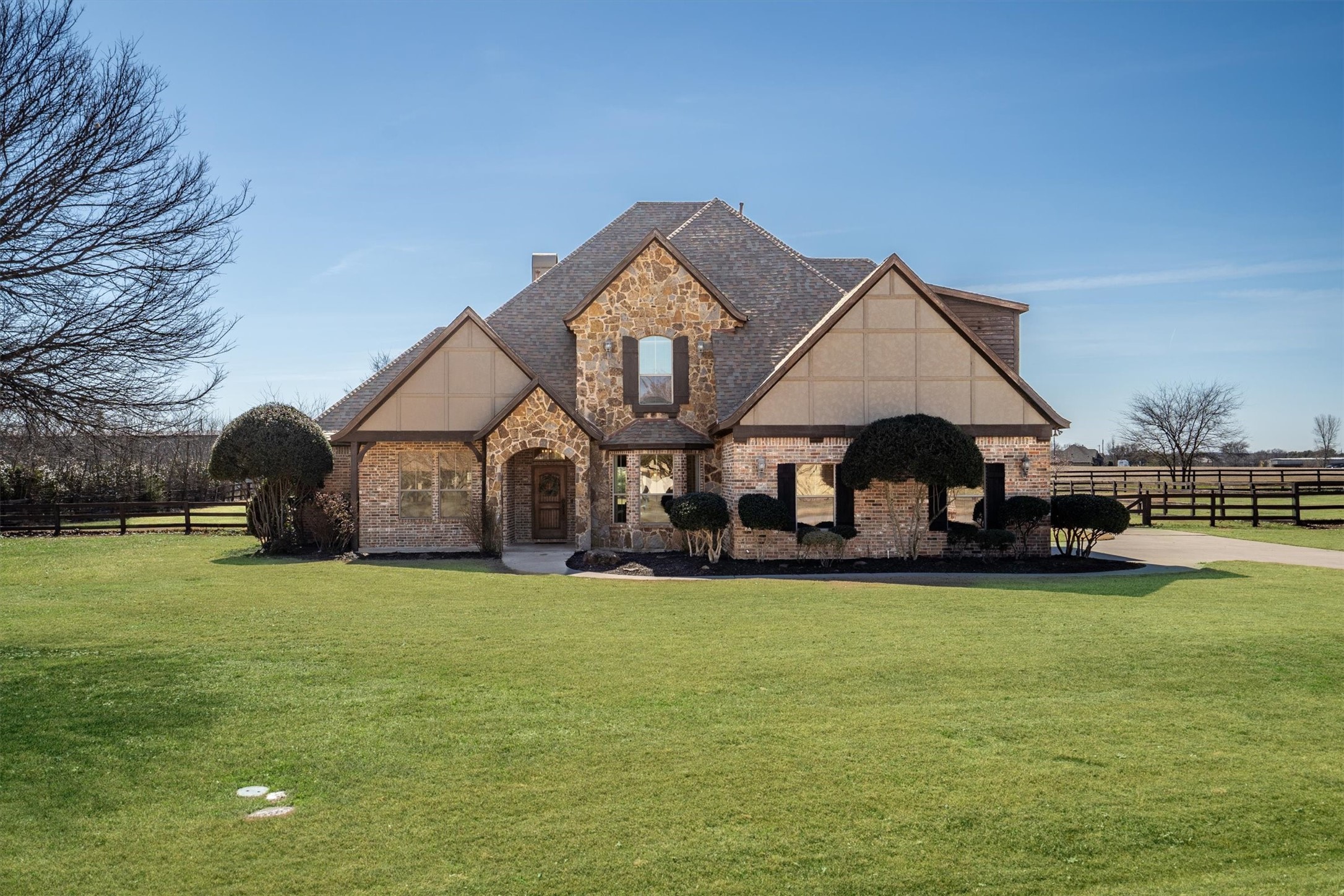 2705 Kerry Court Denton TX 76226