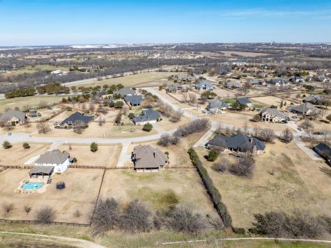 2705 Kerry Court Denton TX 76226