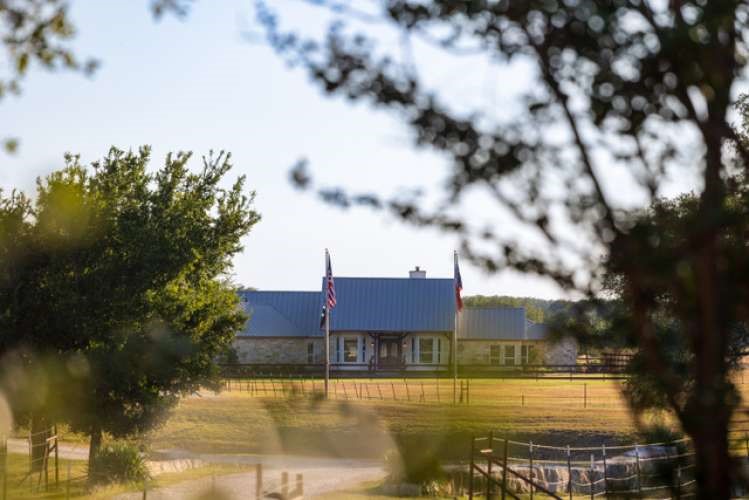 1125 County Road 230 Florence TX 76527