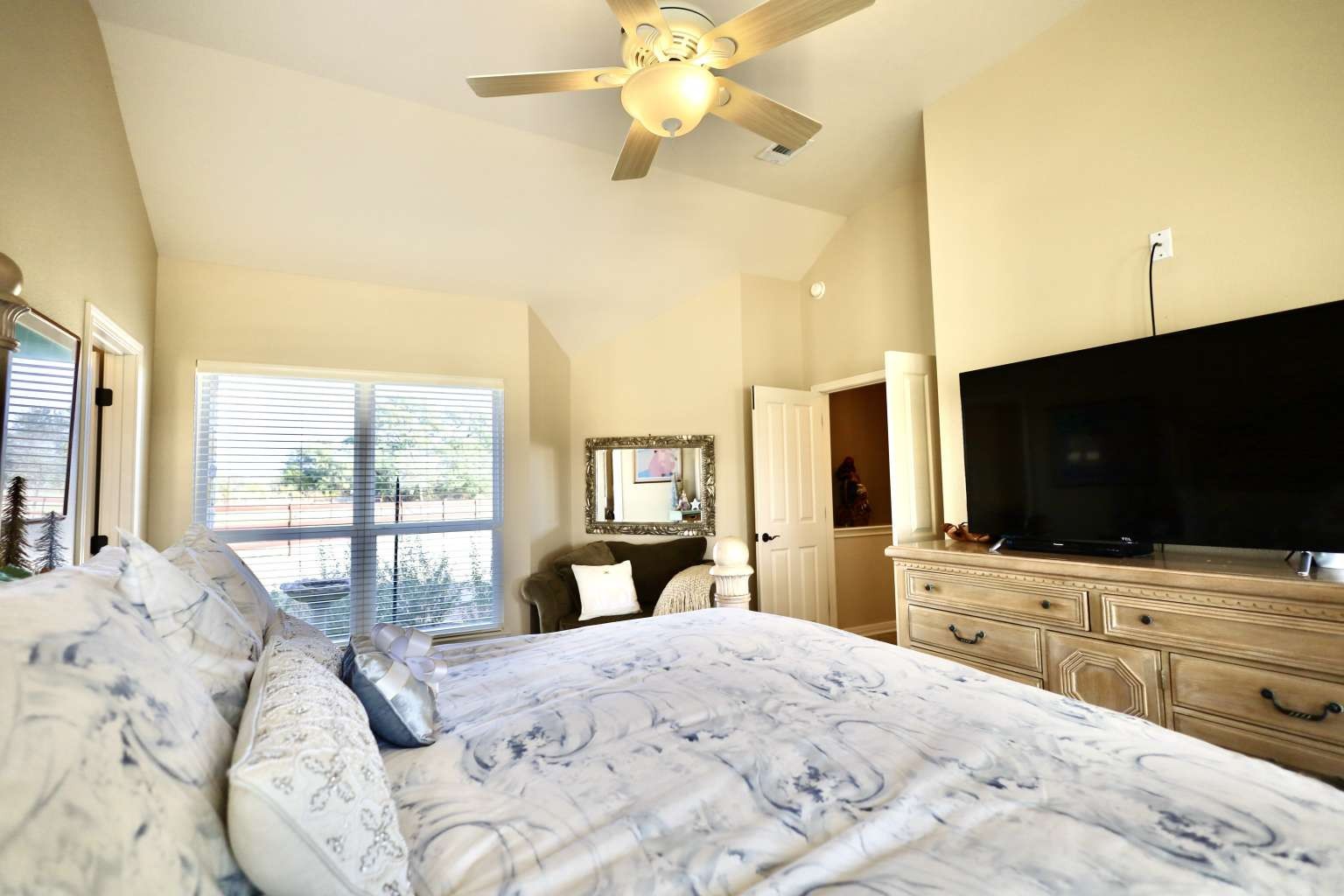 1125 County Road 230 Florence TX 76527