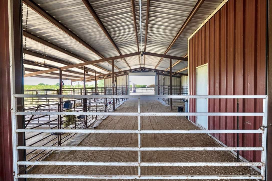 1125 County Road 230 Florence TX 76527