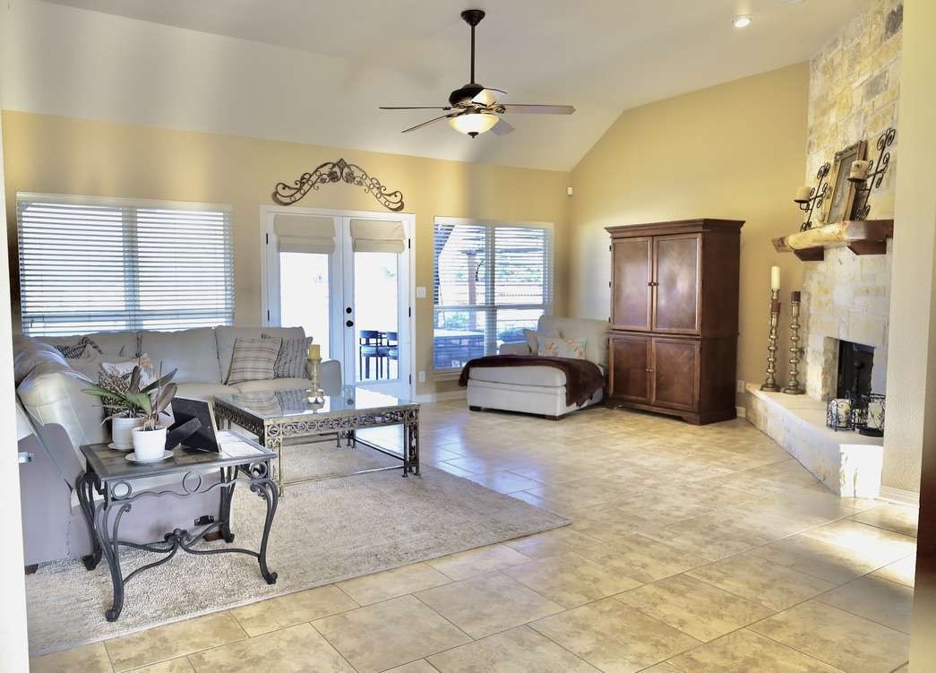 1125 County Road 230 Florence TX 76527