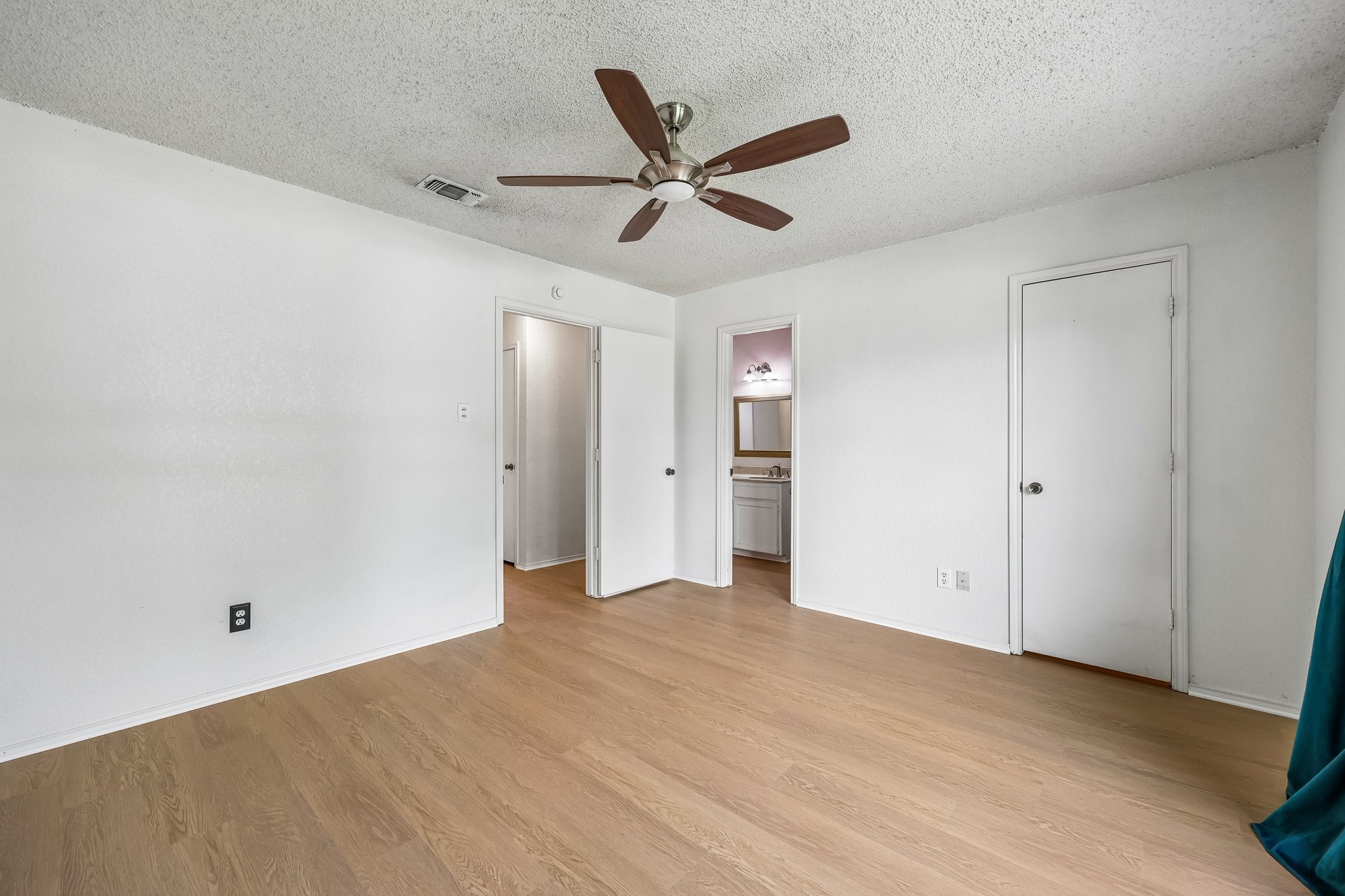 1105 Parkhill Avenue Saginaw TX 76179