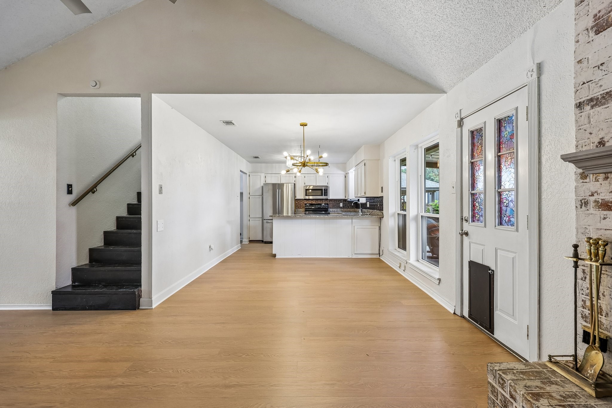 1105 Parkhill Avenue Saginaw TX 76179