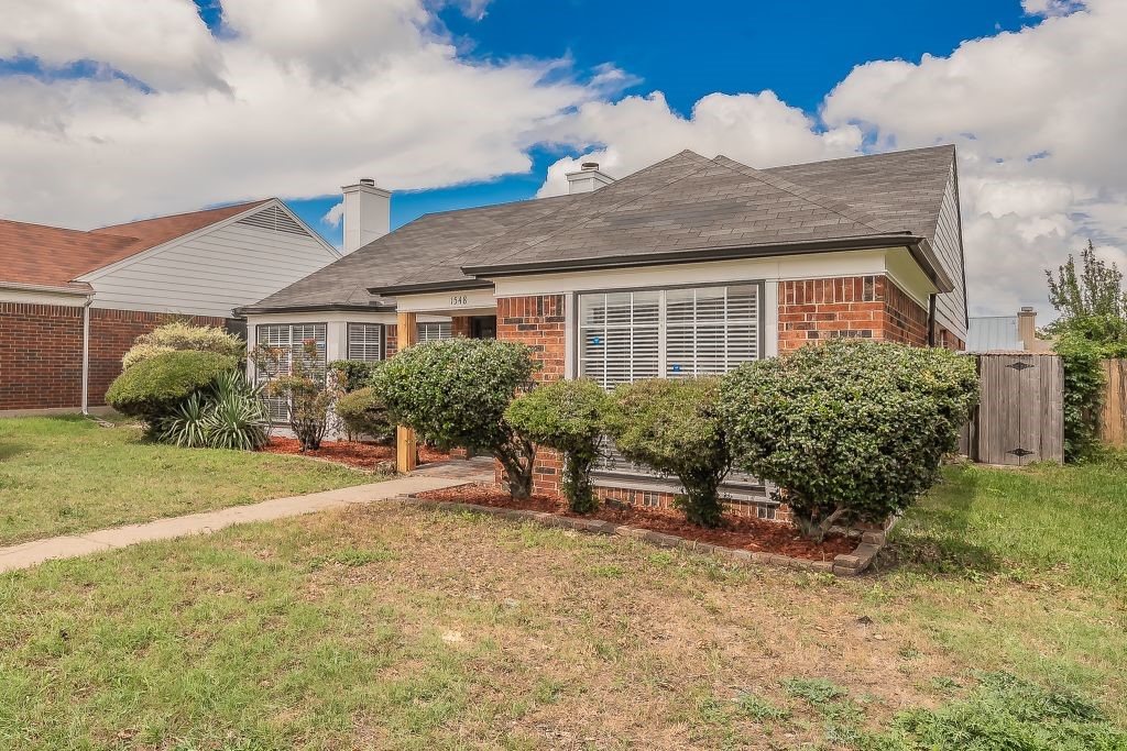 1548 High Pointe Lane Cedar Hill TX 75104