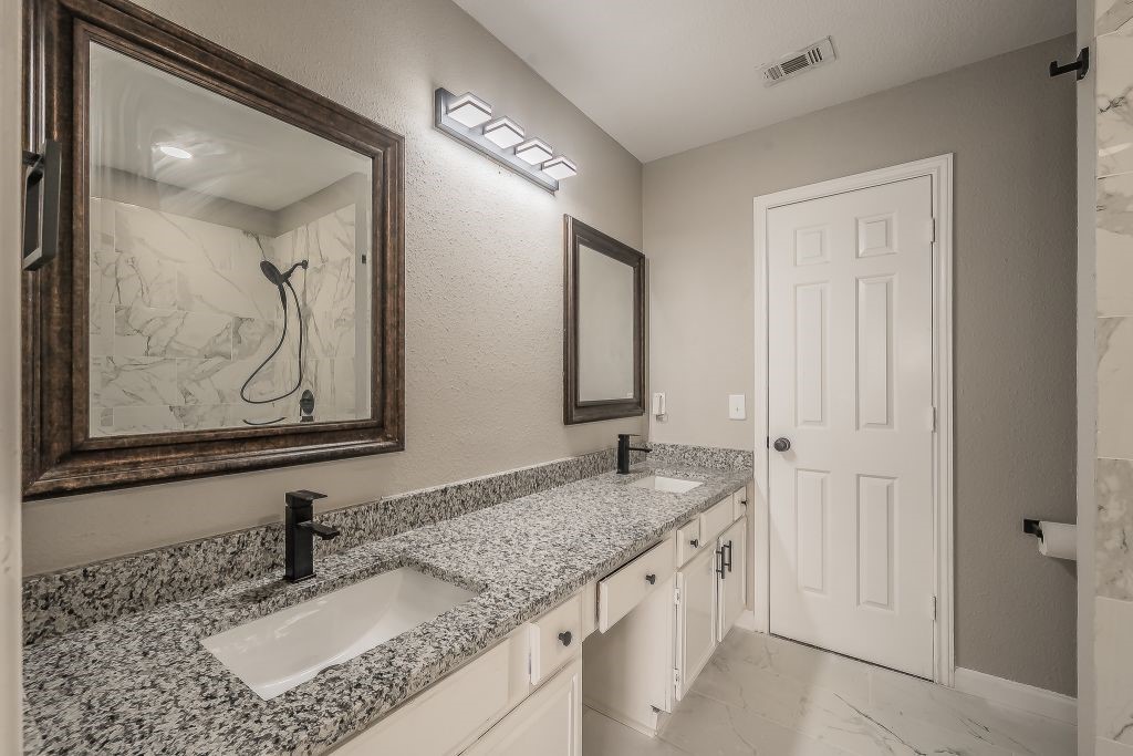1548 High Pointe Lane Cedar Hill TX 75104