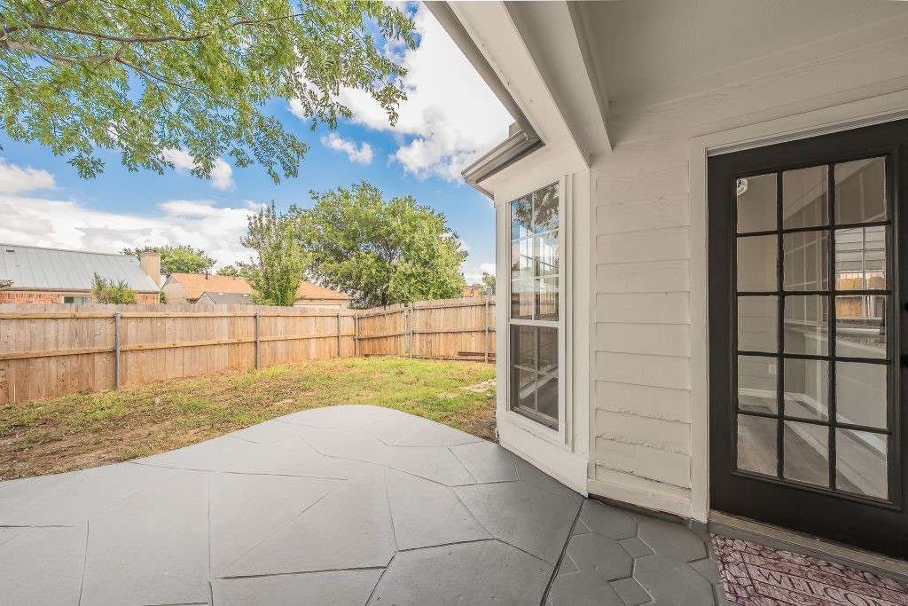 1548 High Pointe Lane Cedar Hill TX 75104